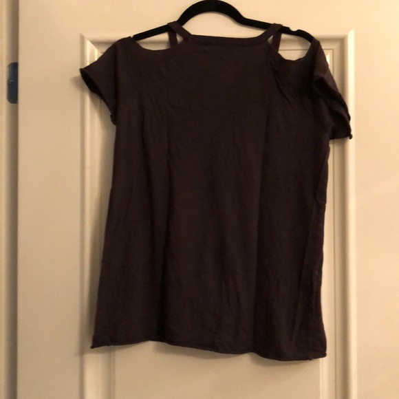 CHASER def leppard cold shoulder tee - Picture 4 of 4